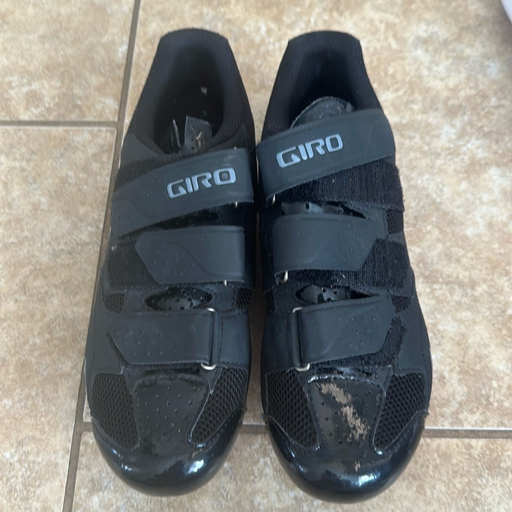 Giro Cycling Shoes. Size 41.